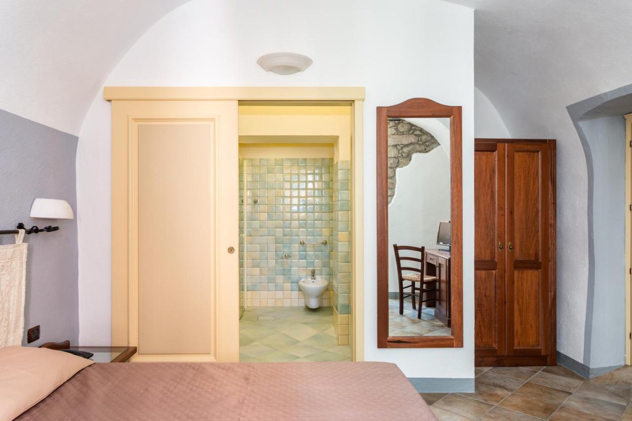 Locanda Di Corte Боза Екстериор снимка